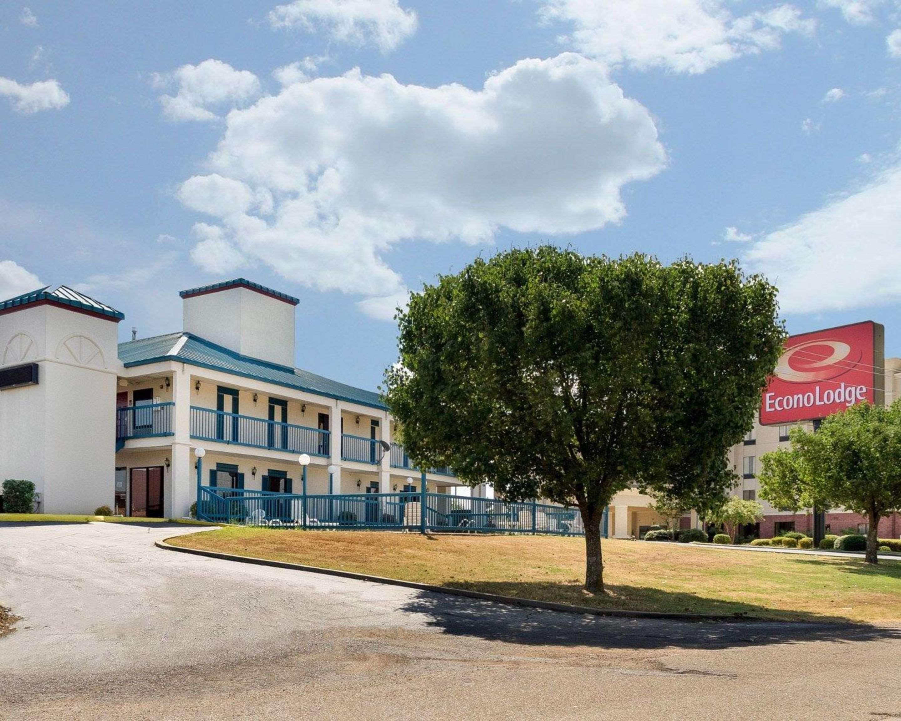 Econo Lodge Canton I-55 Exterior photo