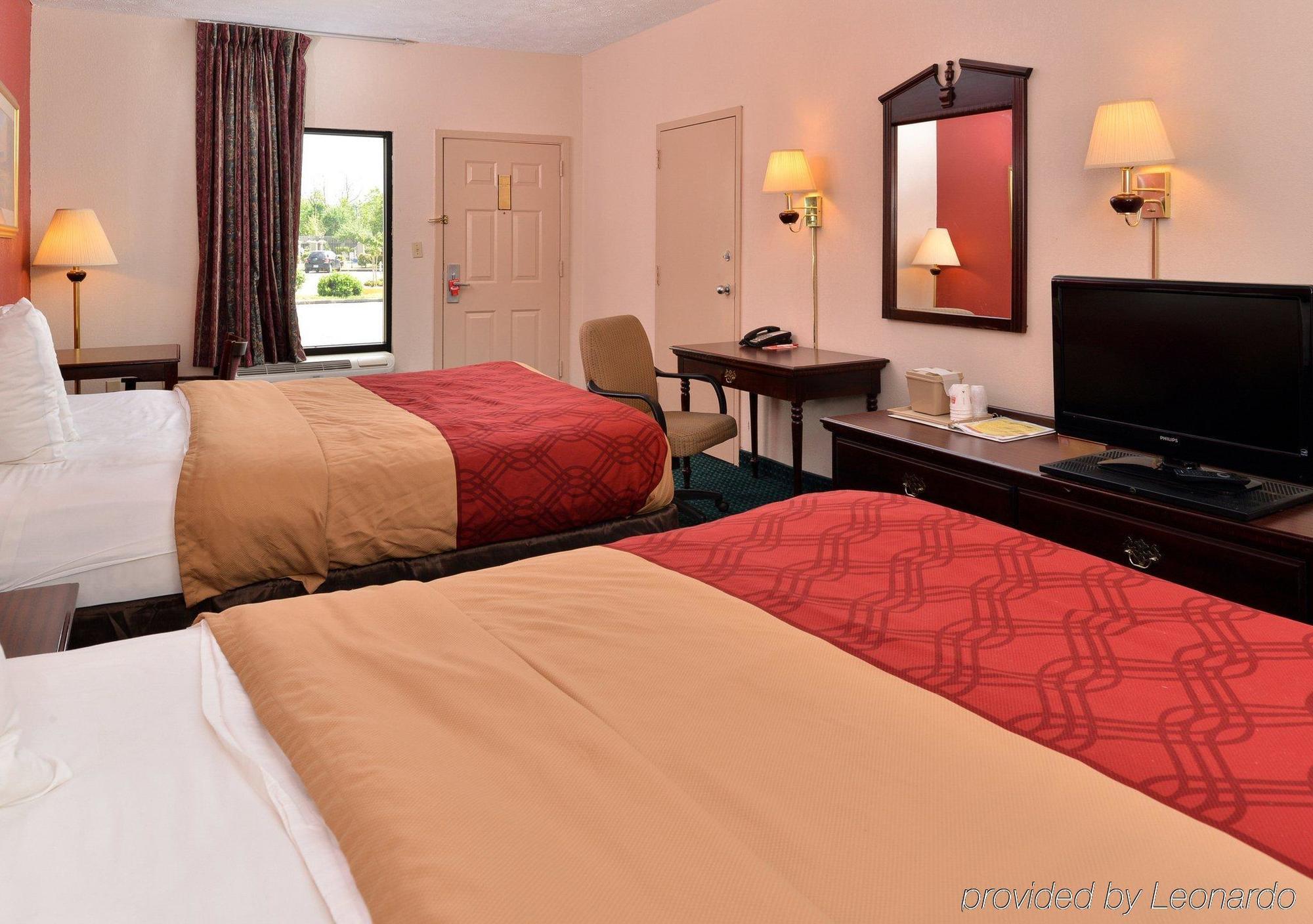 Econo Lodge Canton I-55 Exterior photo